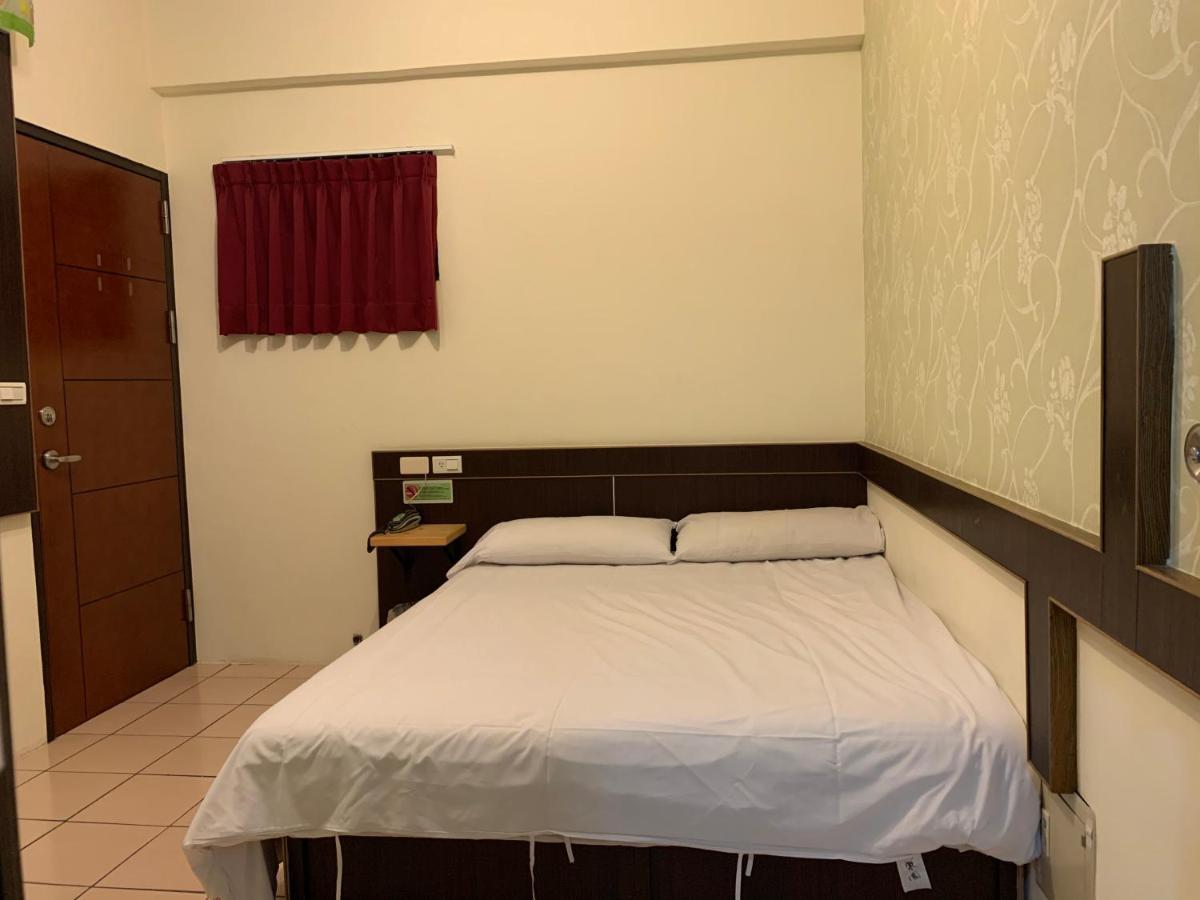 Forever Happiness Hostel Пулі Екстер'єр фото