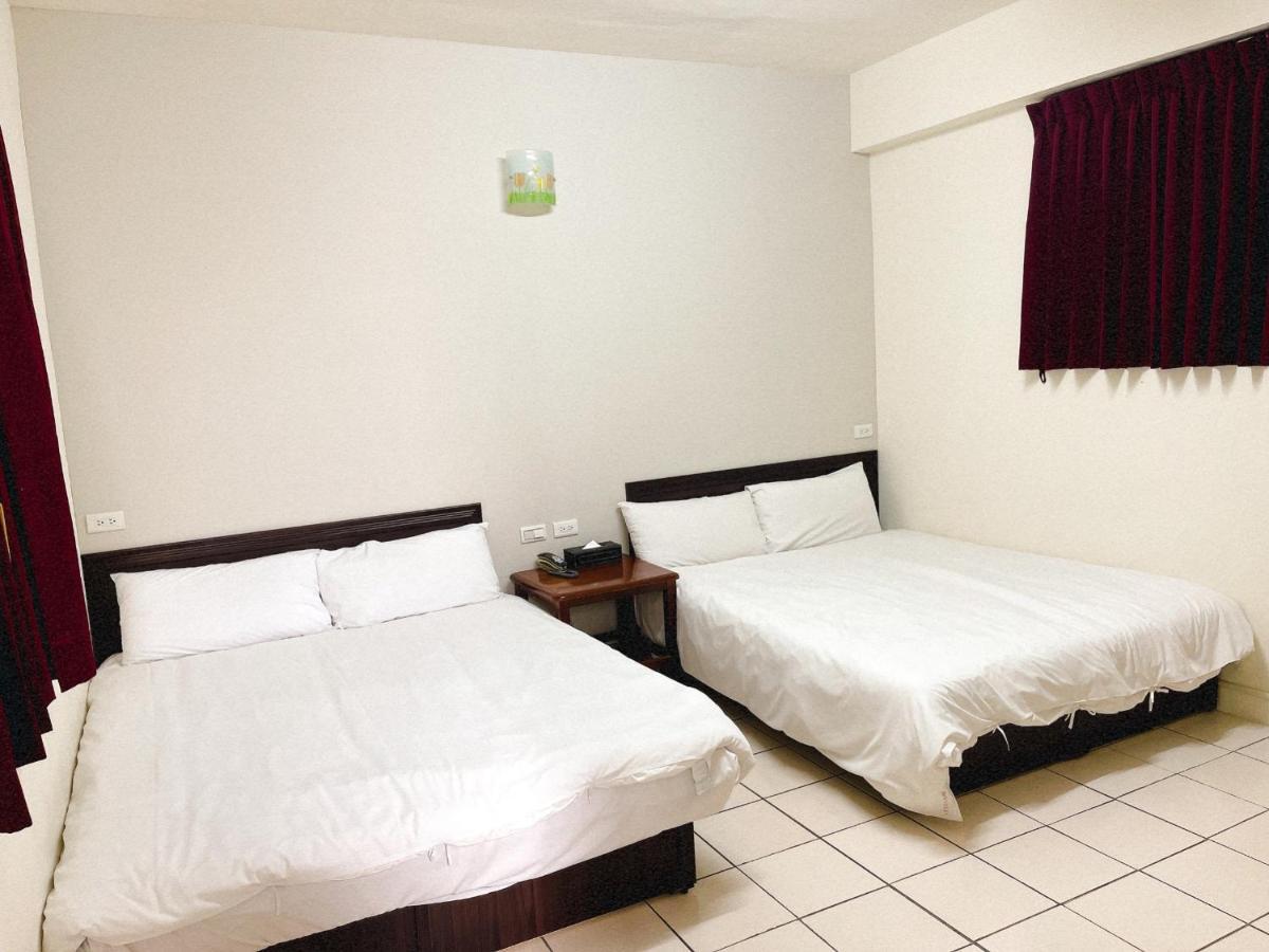 Forever Happiness Hostel Пулі Екстер'єр фото