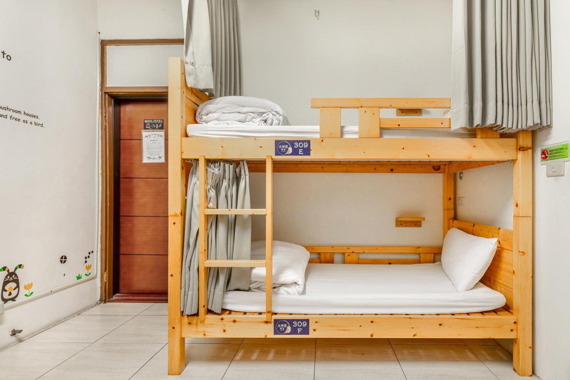 Forever Happiness Hostel Пулі Екстер'єр фото